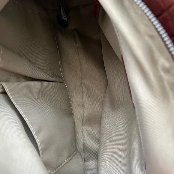 AMERICAN LEATHER CO. Lenox Brown triple entry leather Crocodile-Embossed bag - Picture 13 of 16